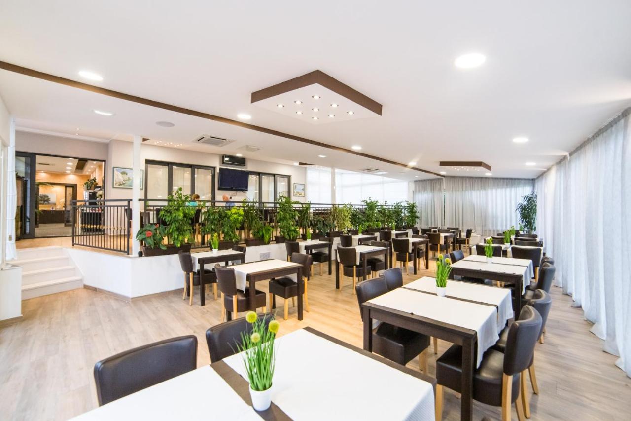 Hotel Antonija Drvenik  Exteriér fotografie