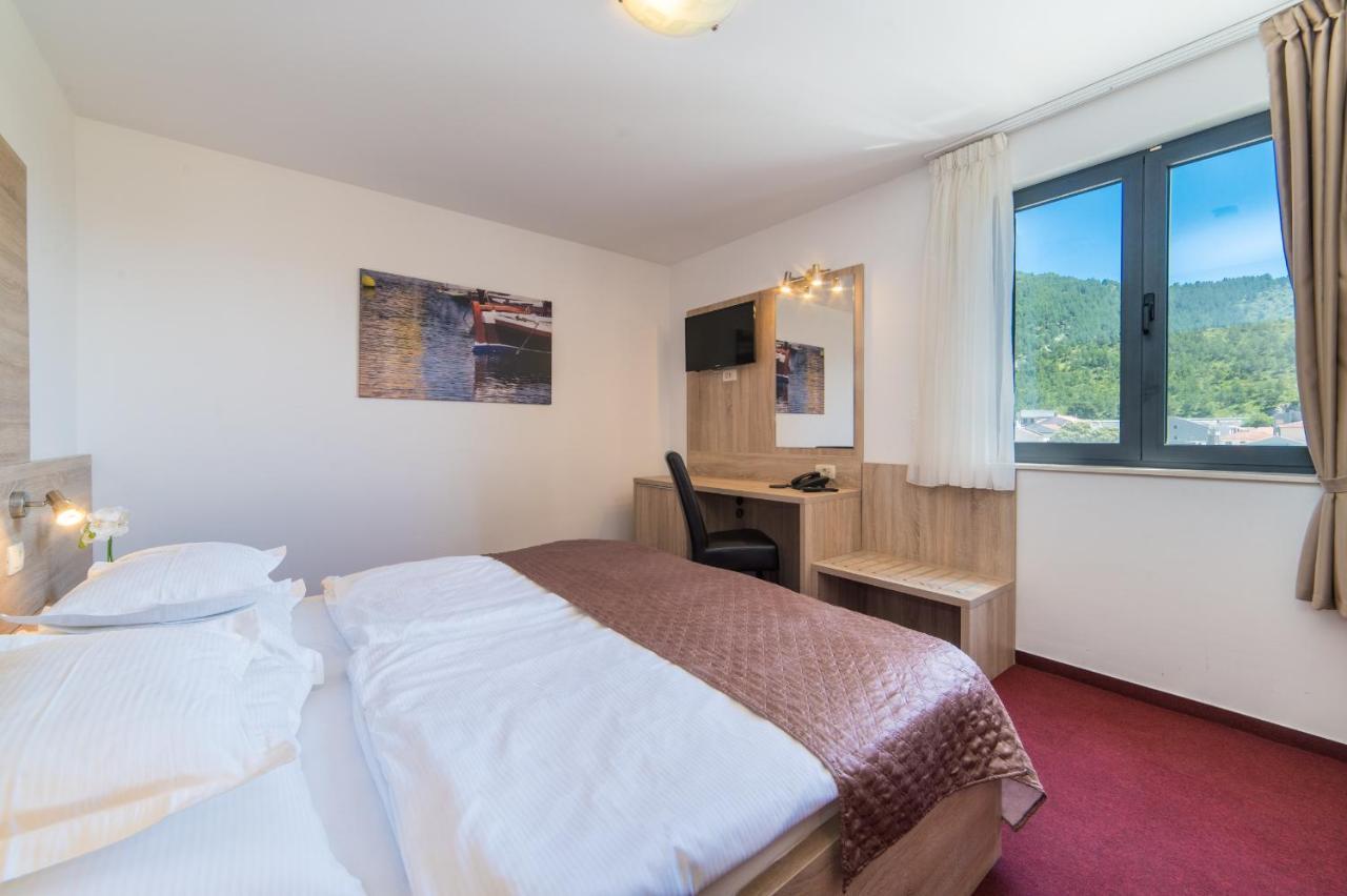 Hotel Antonija Drvenik  Exteriér fotografie
